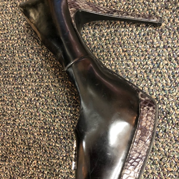 Simply Vera Size 8 heels - Picture 3 of 7